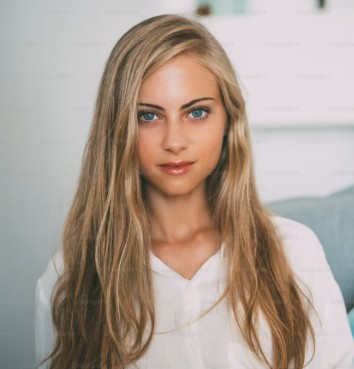 Elise Marlow